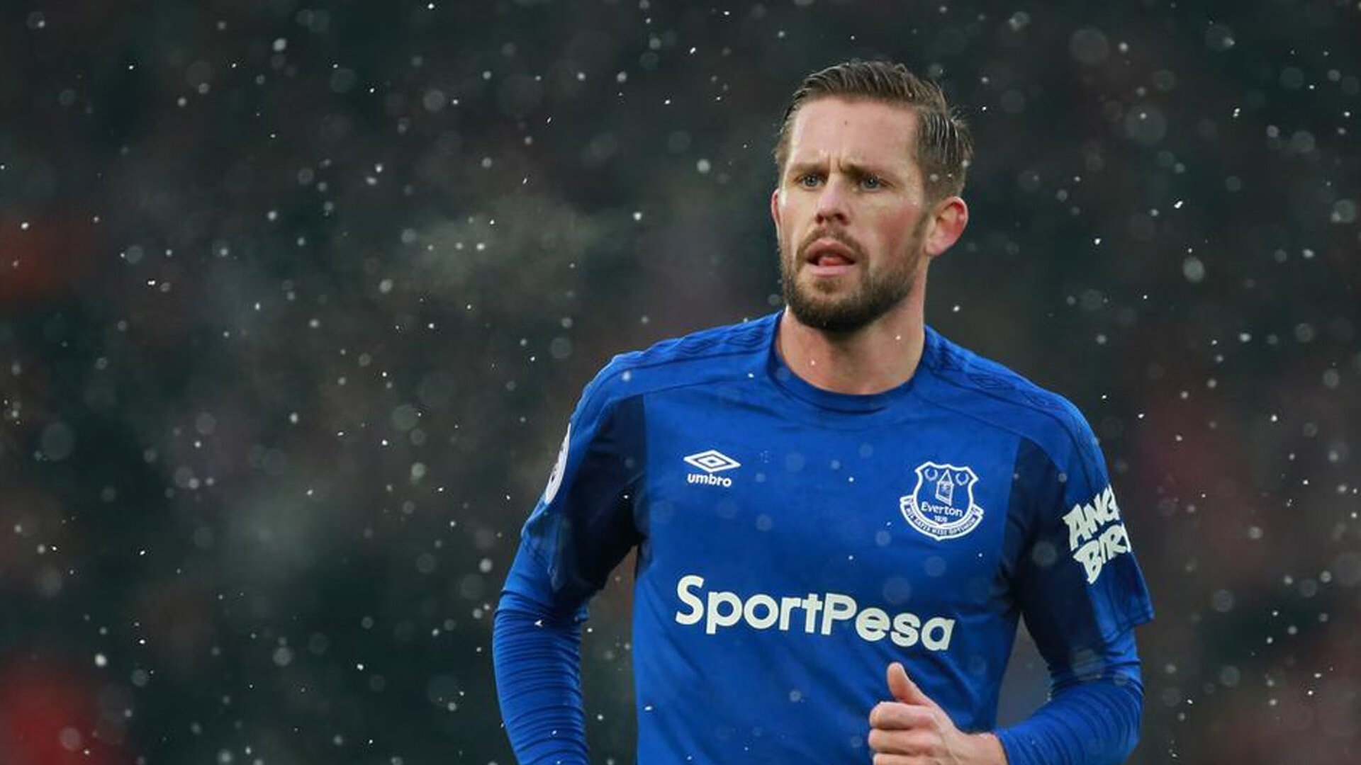 铁血防守锁死巴黎,凯恩硬仗封王—现代足球的战术与意志双重奏