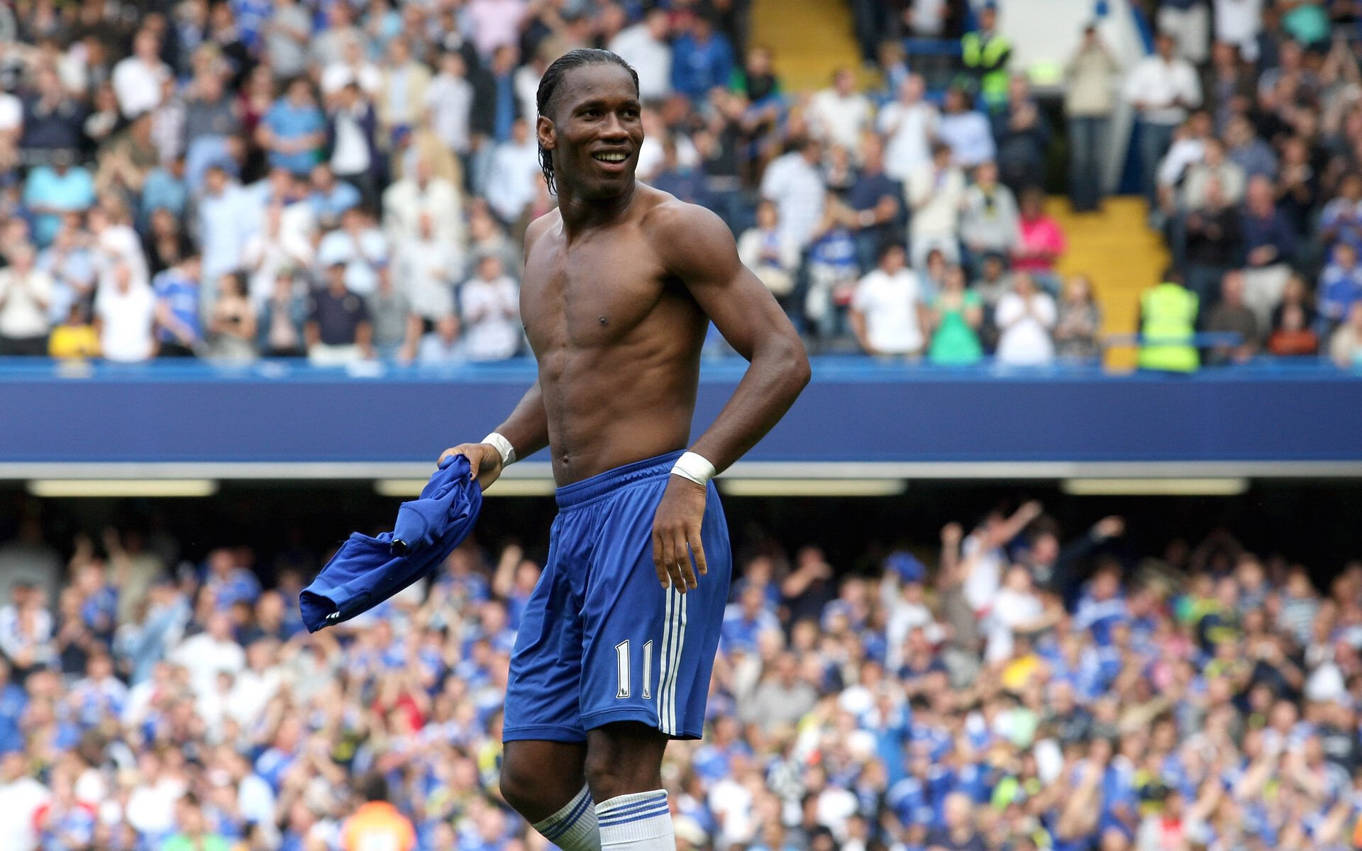 年终总决赛轻取法网，纳达尔扛起全队，诠释何为唯一的领袖