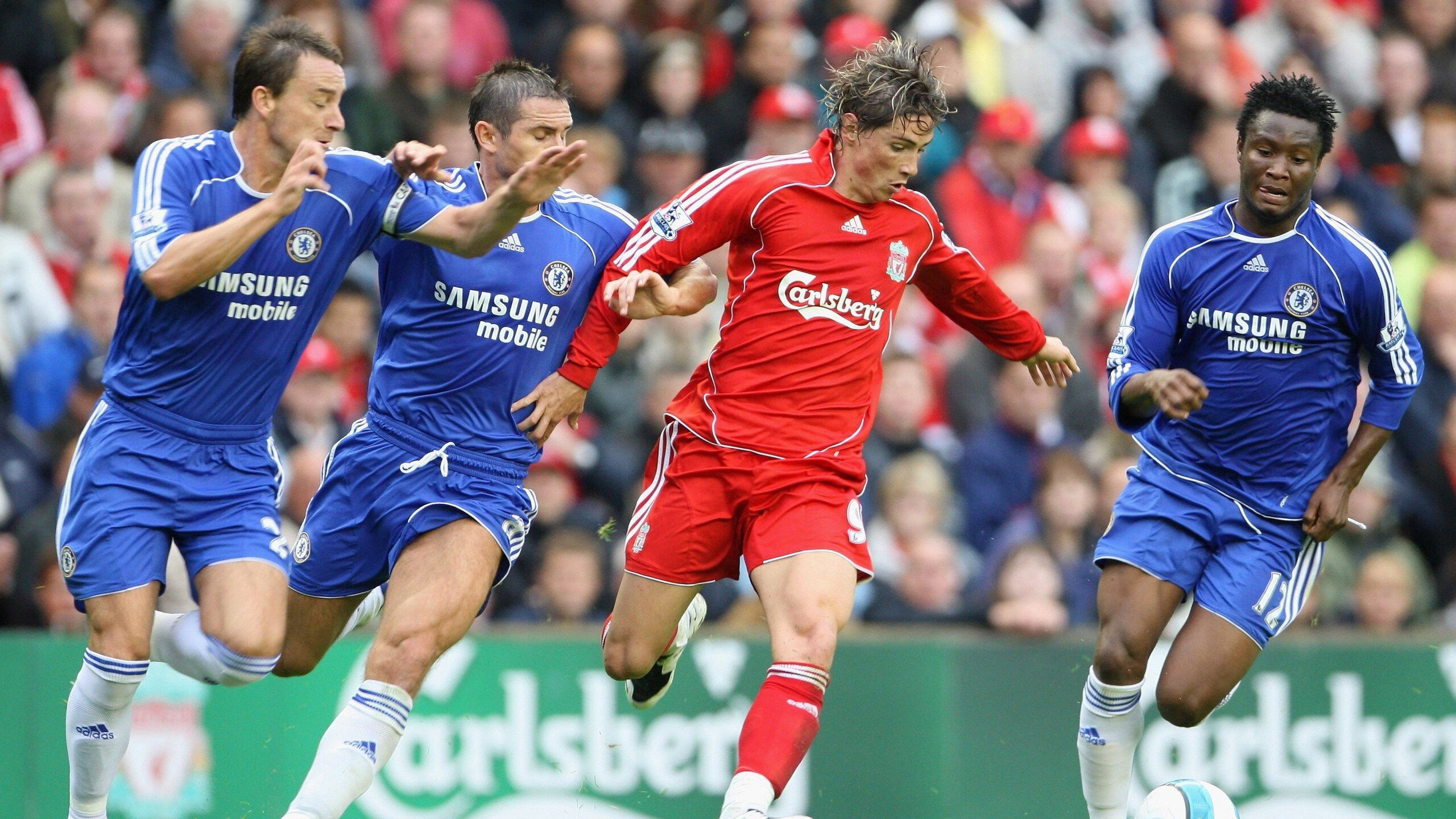 蓝黑之夜里的一抹埃及红，萨拉赫燃爆夜空，国际米兰险胜摩洛哥写就宿命唯一