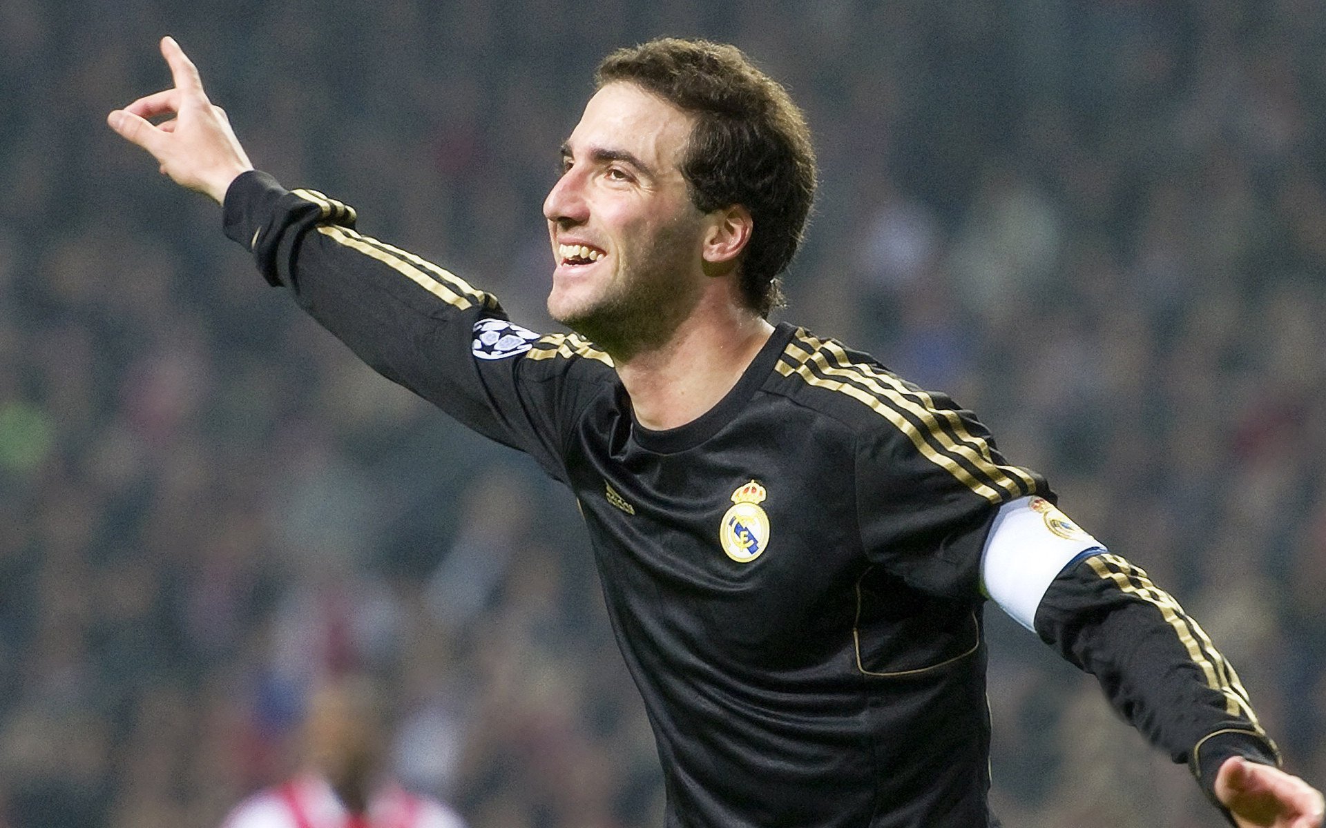 逆流与统治，一场定义F1新秩序的双重叙事